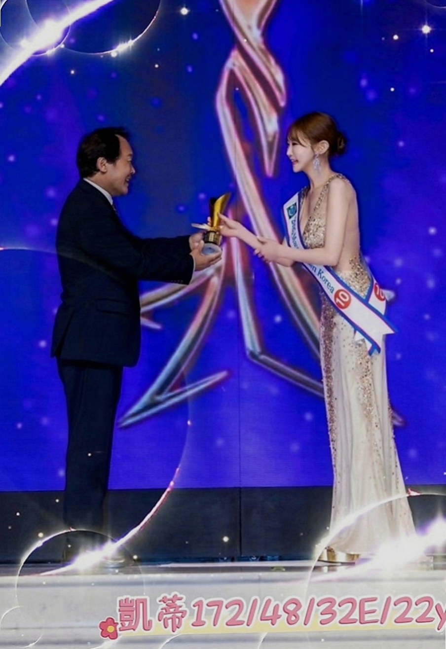 龍井找妹妹：彤兒 |特兒新生|170cm|47kg|C罩杯|22歲|單純不做作 素顏不抽煙 無刺青 聲音甜美 不趕時間 敏感又水多
