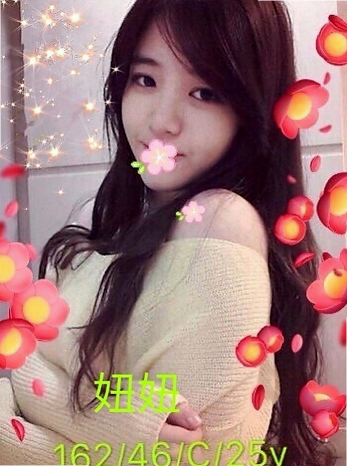 內湖按摩外送：巧麗 |靜宜學生妹|169cm|48kg|E罩杯|22歲|小穴很緊 嗨粉粉嫩嫩的喔~~軟軟濕濕的舌頭  高挑美腿皮膚白長髮完全是你心目中的完美女神