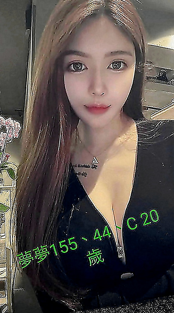 新社伴遊：怡靜 |英語家教|170cm|43kg|C罩杯|23歲|然後她在說~快進來~好想要~人家都濕濕了 長的甜美可愛 雪乳粉穴 小羞澀甜笑很迷人