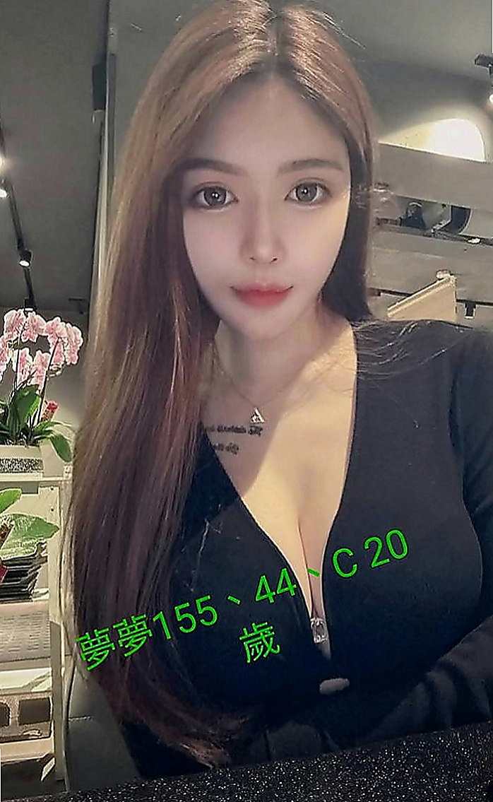 新社伴遊：怡靜 |英語家教|170cm|43kg|C罩杯|23歲|然後她在說~快進來~好想要~人家都濕濕了 長的甜美可愛 雪乳粉穴 小羞澀甜笑很迷人