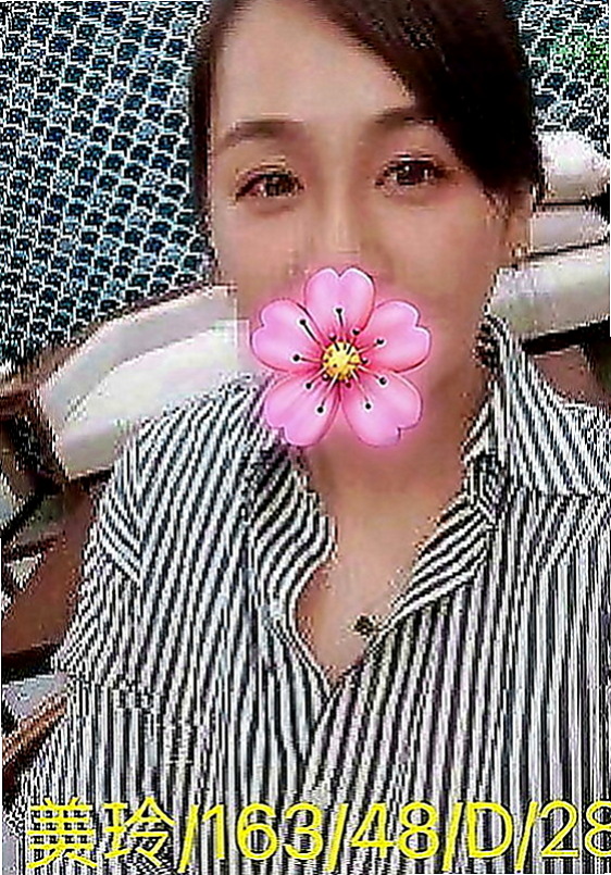 沙鹿外送：小騷貨 |俄羅斯混血|169cm|49kg|D罩杯|20歲|老闆的極品妖艷大奶騷秘書，各種絕活樣樣來  在服務哥哥的時候希望哥哥們可以帶一下她，
