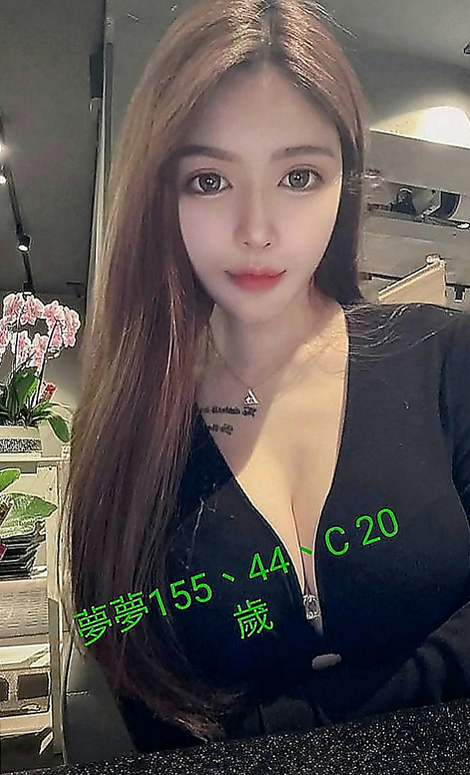 新社伴遊：怡靜 |英語家教|170cm|43kg|C罩杯|23歲|然後她在說~快進來~好想要~人家都濕濕了 長的甜美可愛 雪乳粉穴 小羞澀甜笑很迷人