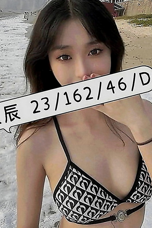 大甲外約茶：阿嬌 |化妝品專櫃兼職|167cm|50kg|D罩杯|18歲|#帶四個朋友有送兩張5000的折扣劵+半價一次  適用人群：喜歡敢玩控 奶控 淫蕩主 洗澡 口交