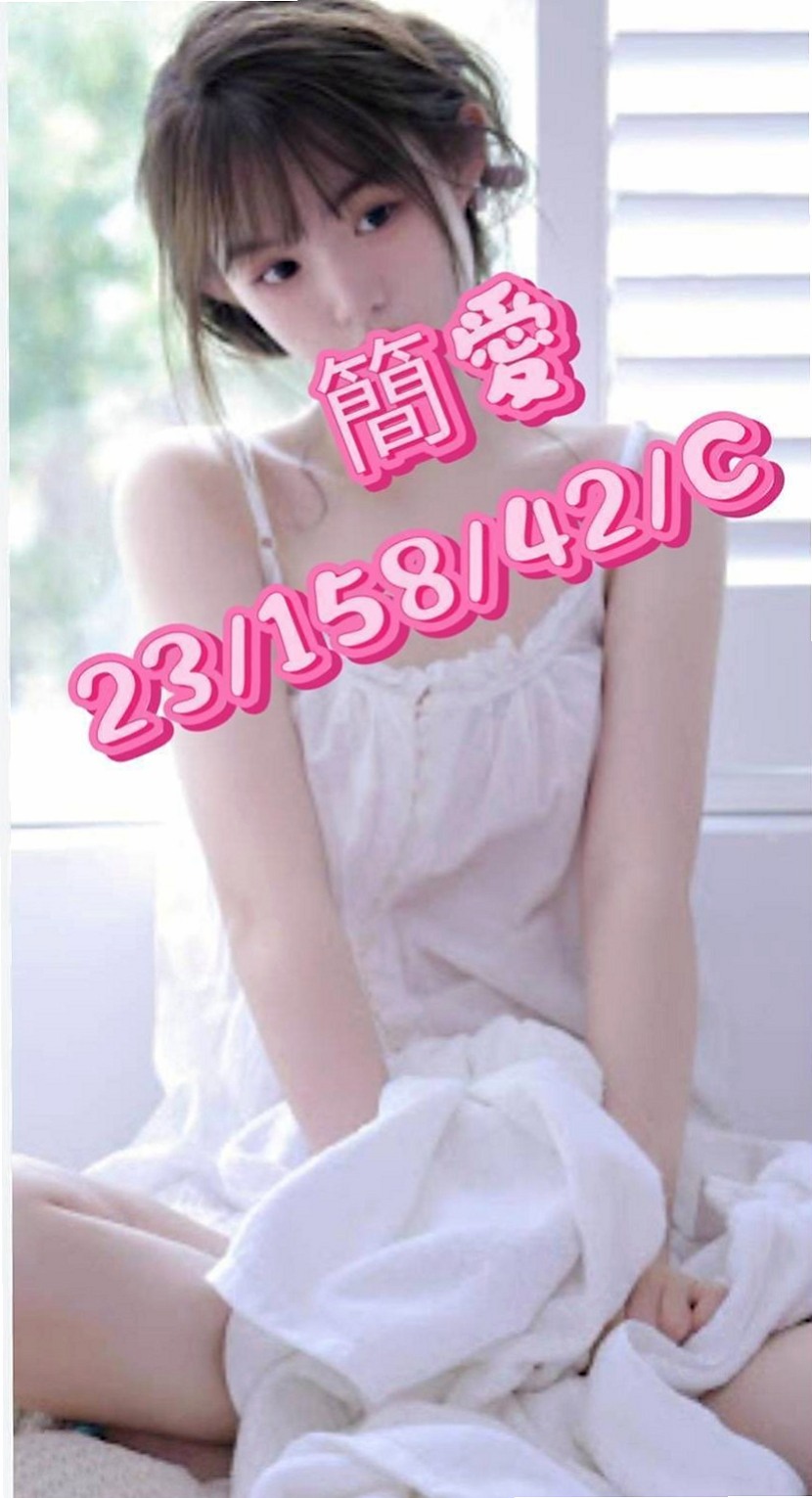 苓雅外約茶：葳如 |氣質秘書|166cm|50kg|D罩杯|21歲|保證不趕時間配合度高，性欲十足  臉蛋清秀素顏、淡妝顯得清秀可人