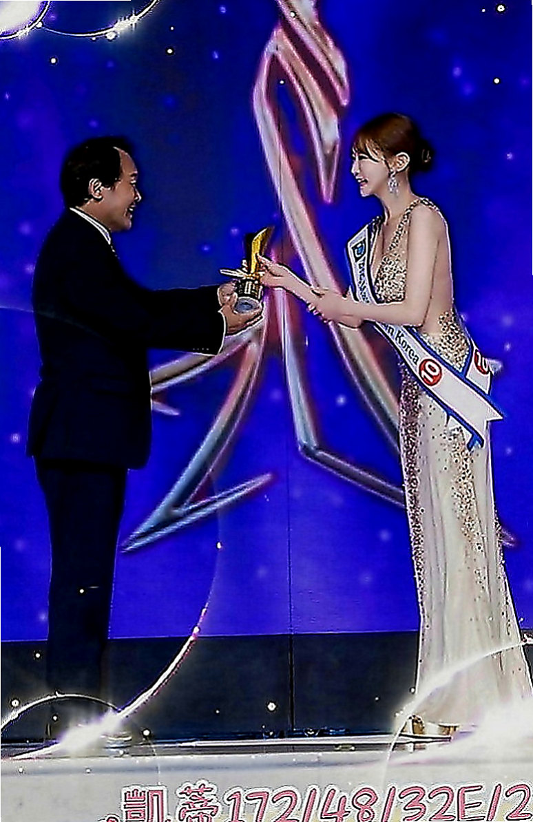 龍井找妹妹：彤兒 |特兒新生|170cm|47kg|C罩杯|22歲|單純不做作 素顏不抽煙 無刺青 聲音甜美 不趕時間 敏感又水多