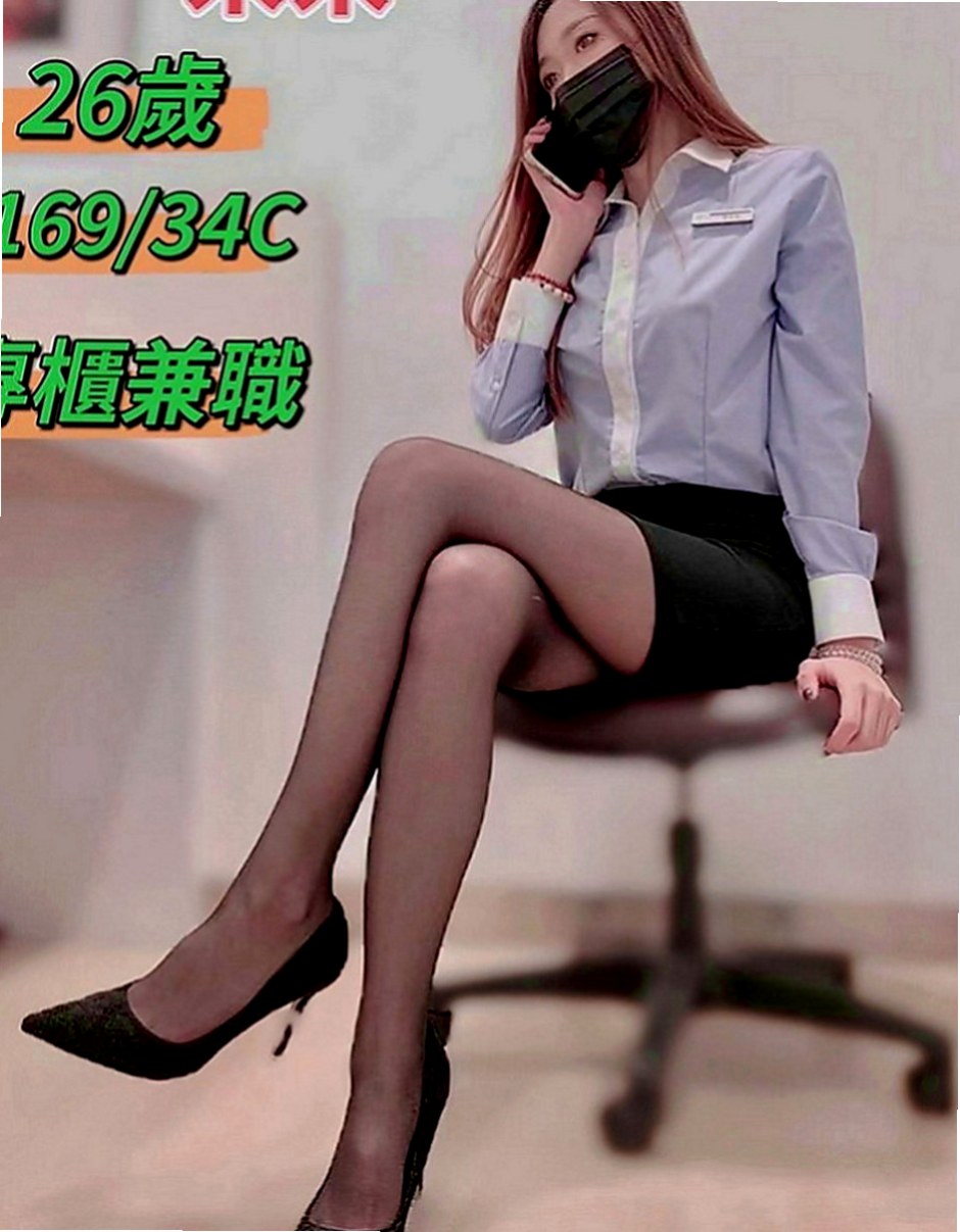 台中外送茶|小姐外送：漫漫 |重口味熟女|164cm|53kg|E罩杯|21歲|皮膚白 大C奶 翹臀很性感  私下是蕩婦一個 超愛玩愛露